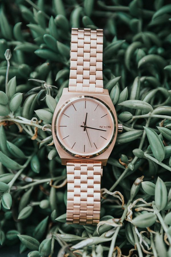How to Perfectly Pair Watches with Your Wardrobe