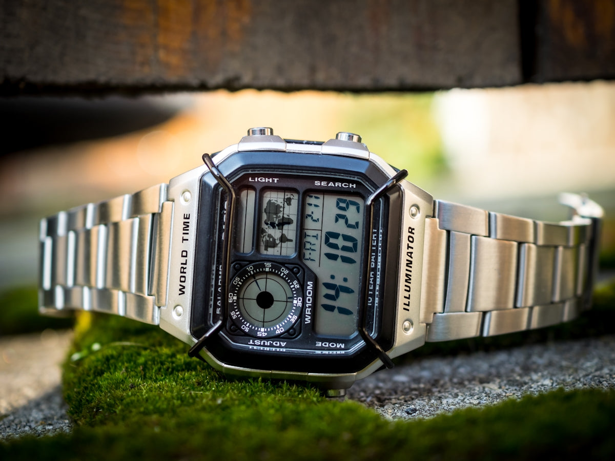 Uncovering Myths About Water Resistance in Watches